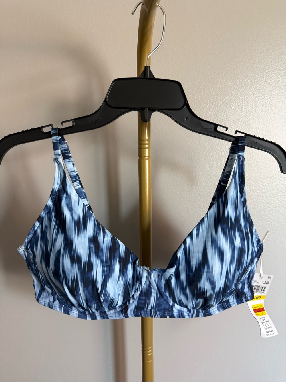 NWT Anne Cole Underwire Bikini Top – Blue Ikat Print (38C/40B)